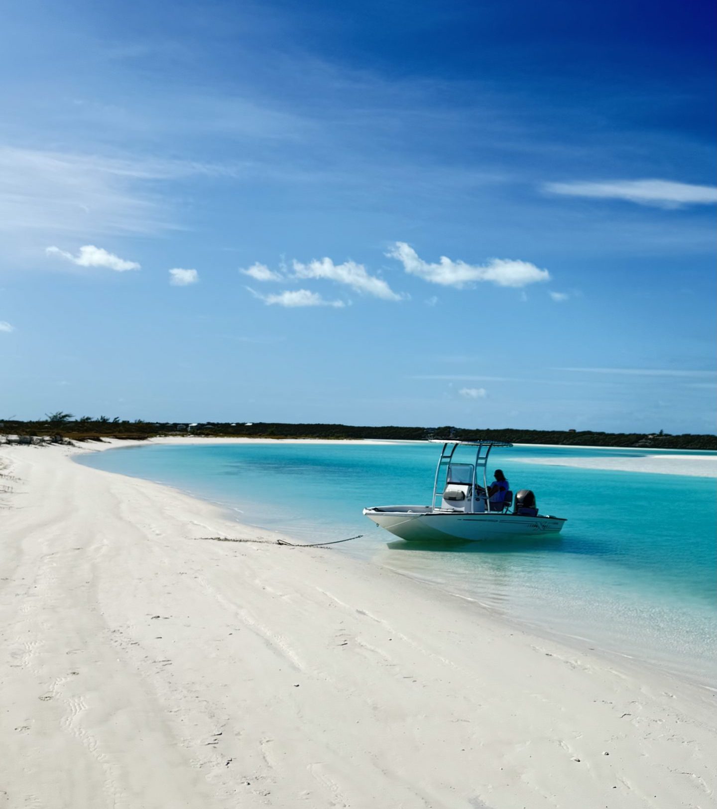 barco agua turquesa bahamas