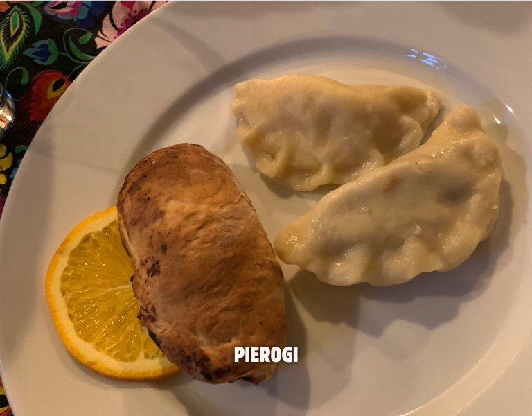 Pierogi dulces y salados, comida típica de Polonia